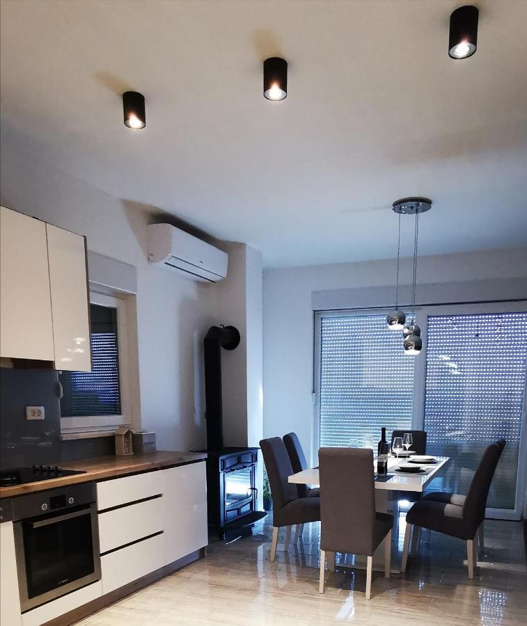 Cozy Comfortable Flat - Beautifull Panoramic View Makarska Exterior photo